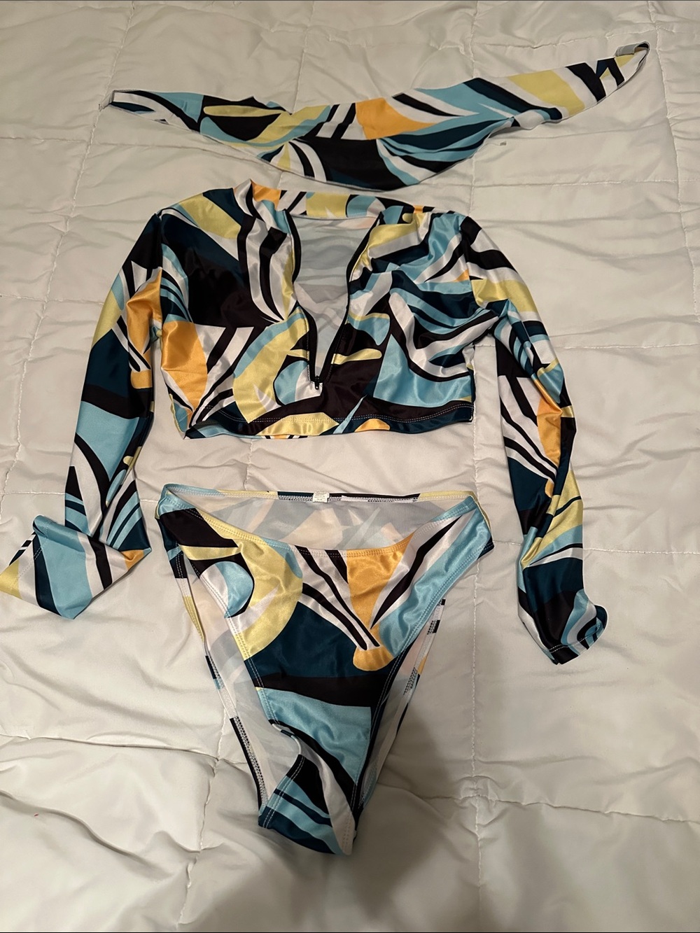 H&M Multicolor Abstract Print Women’s Bikini Set